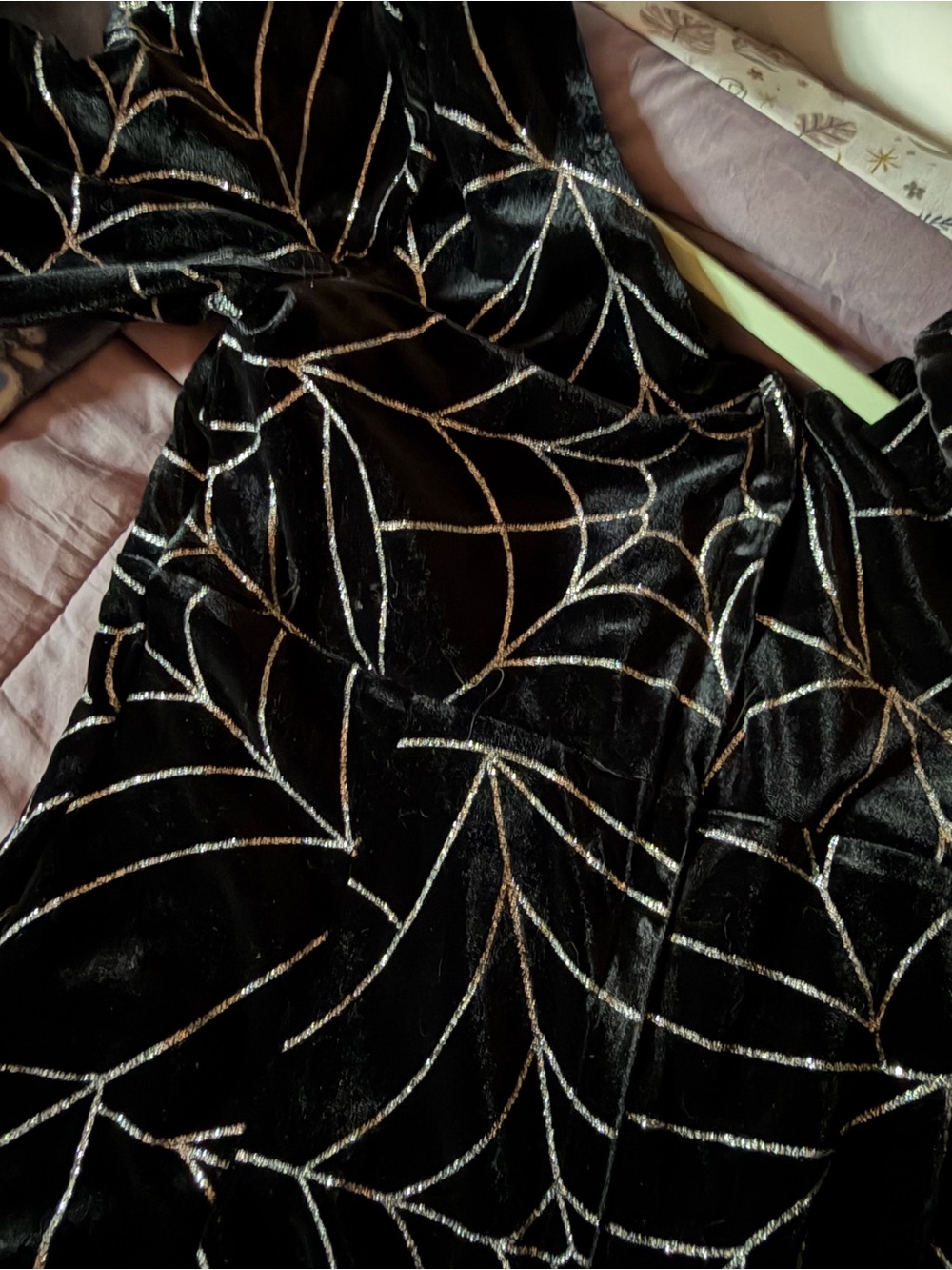 Collectif spiderweb gown - Picture 5 of 6